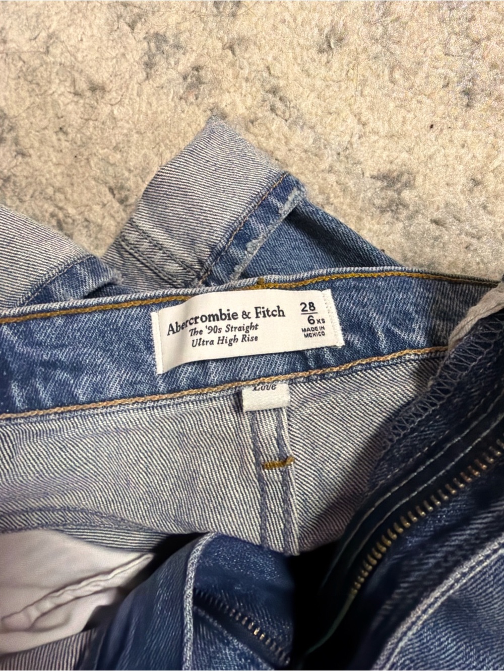 A&F curve love jeans